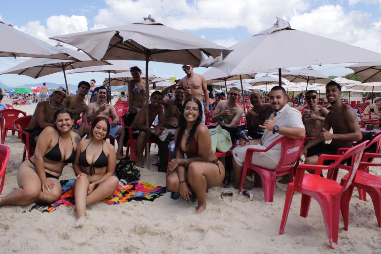 Pessoal na praia